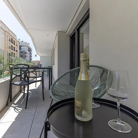 Apartment Stylish 2 Bedroom In Old Town Estepona