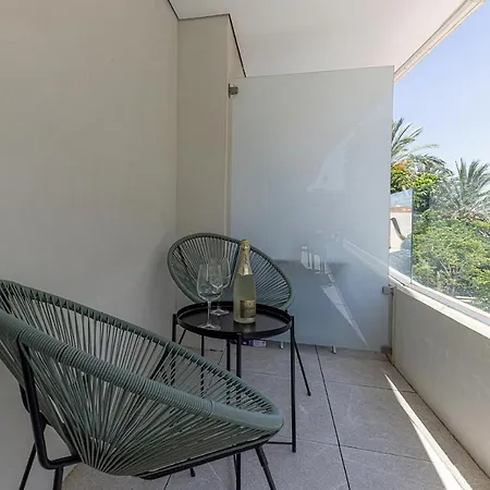 Apartment Stylish 2 Bedroom In Old Town *