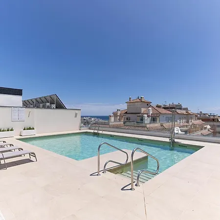 Stylish 2 Bedroom In Old Town Estepona